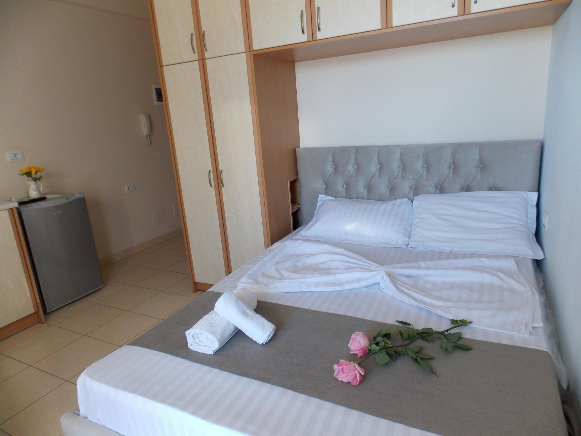 Afrimi Relax Apartments Sarande Exterior photo