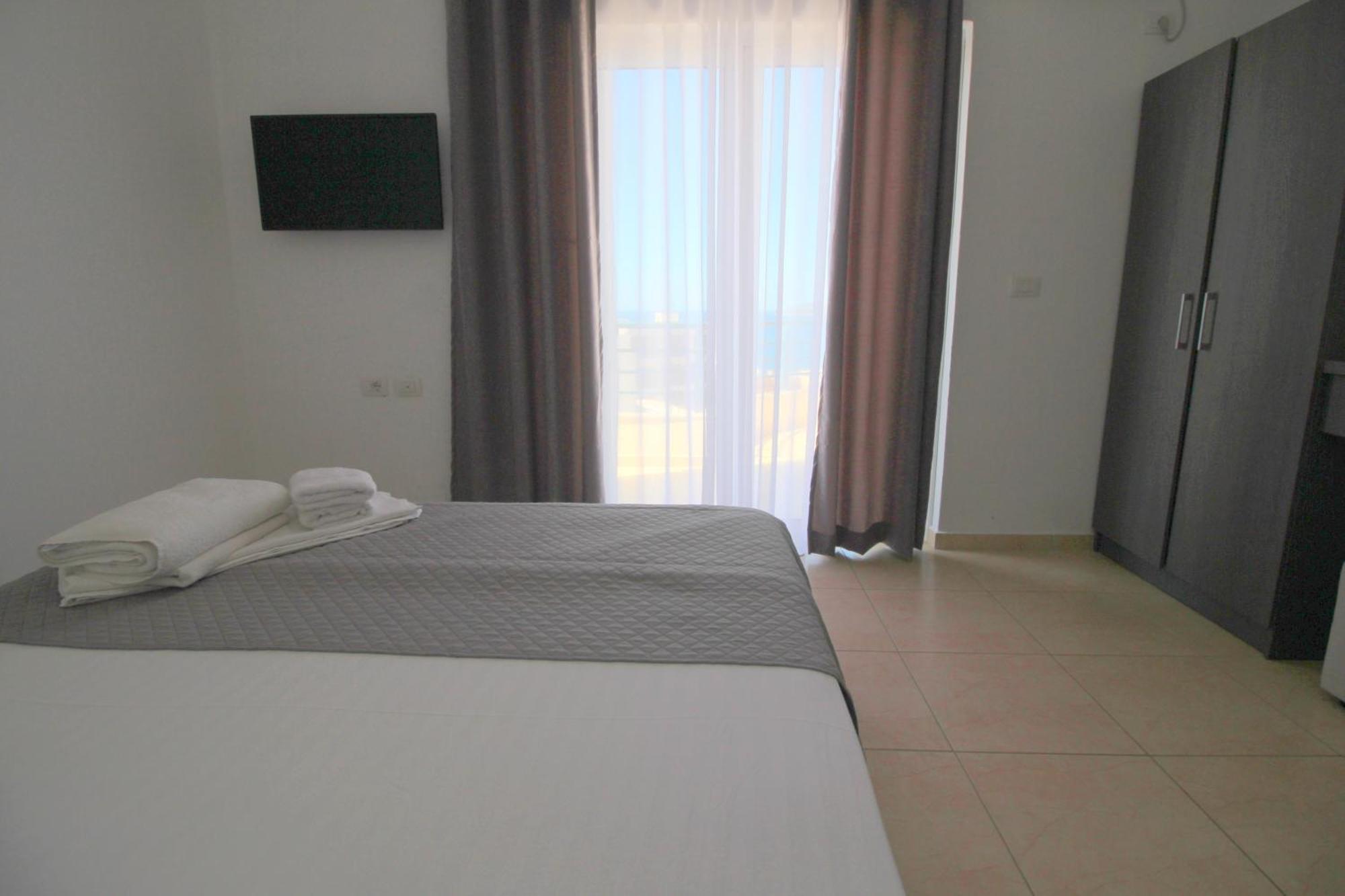 Afrimi Relax Apartments Sarande Exterior photo