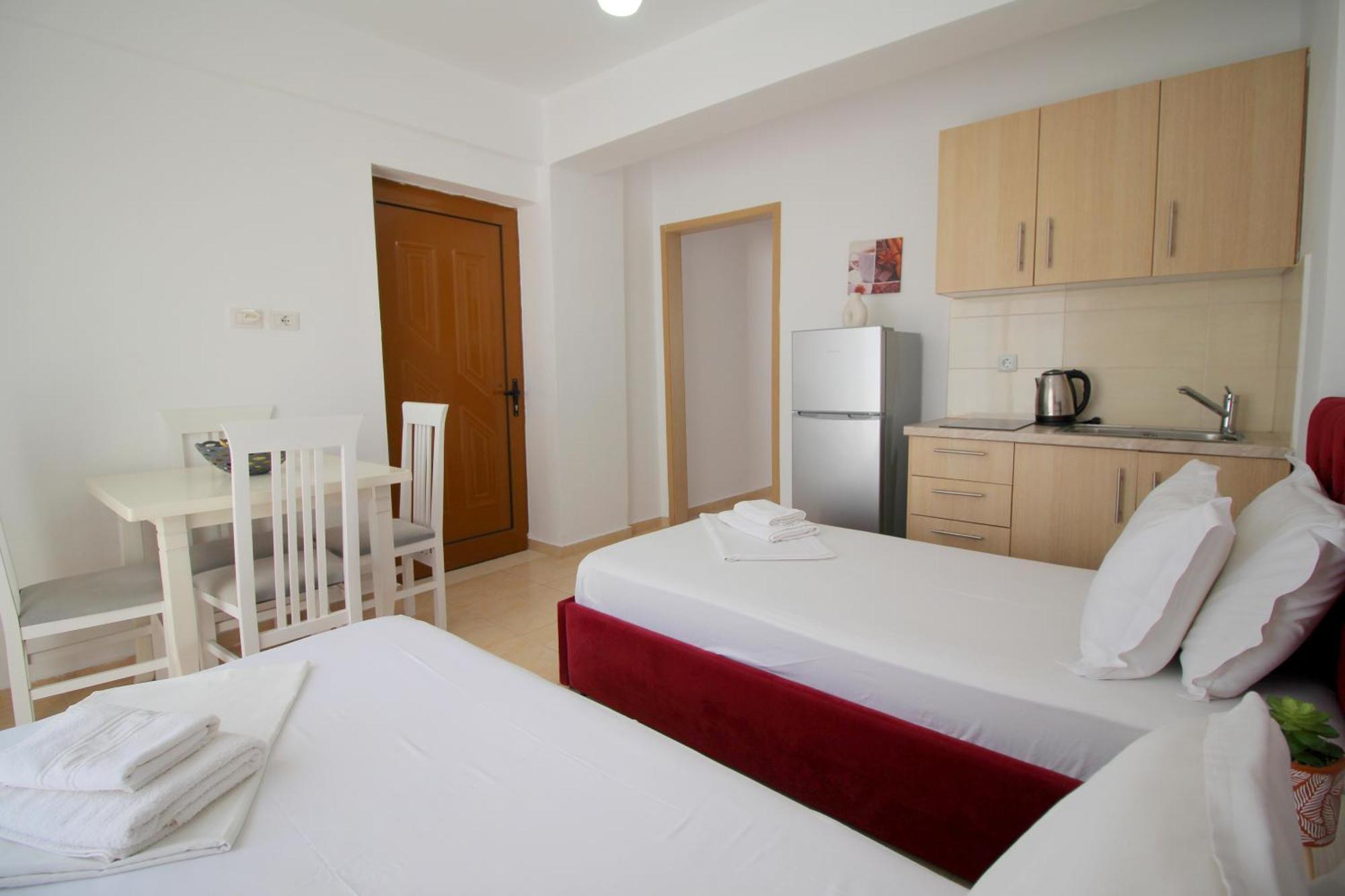 Afrimi Relax Apartments Sarande Exterior photo